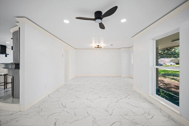 7702 Nairn Street, Houston, TX 77074
