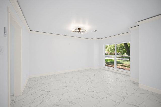7702 Nairn Street, Houston, TX 77074