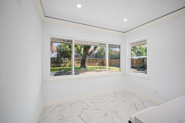 7702 Nairn Street, Houston, TX 77074