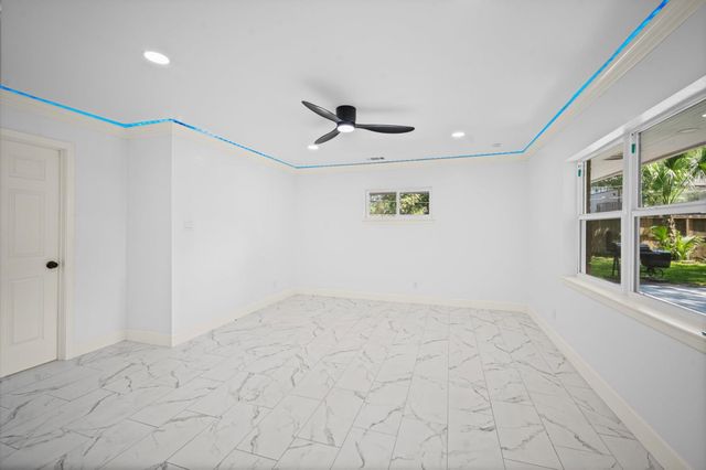 7702 Nairn Street, Houston, TX 77074