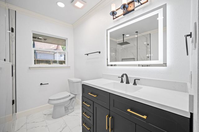7702 Nairn Street, Houston, TX 77074