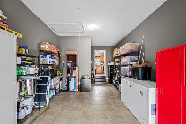 868 Bates Rd, Lebanon, TN 37087