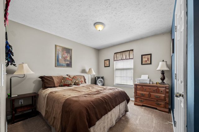 868 Bates Rd, Lebanon, TN 37087
