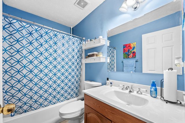 868 Bates Rd, Lebanon, TN 37087