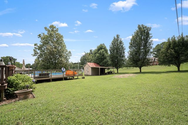 868 Bates Rd, Lebanon, TN 37087