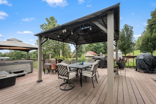 868 Bates Rd, Lebanon, TN 37087