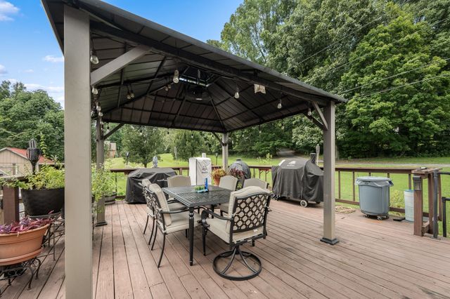 868 Bates Rd, Lebanon, TN 37087