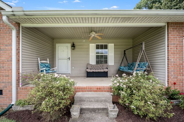 868 Bates Rd, Lebanon, TN 37087