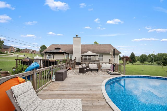 868 Bates Rd, Lebanon, TN 37087
