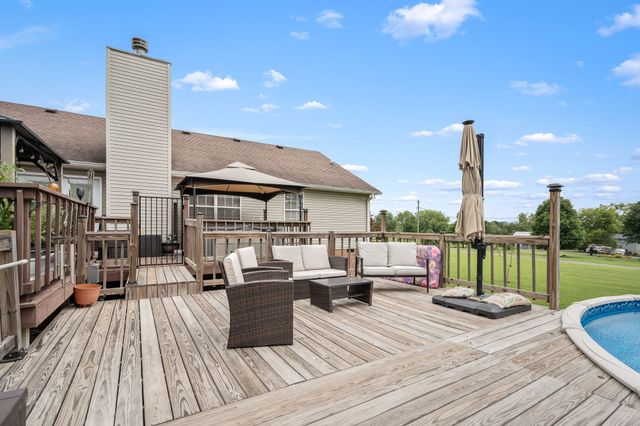 868 Bates Rd, Lebanon, TN 37087