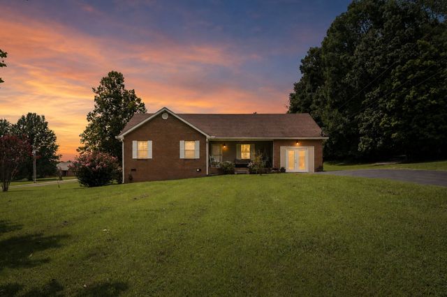 868 Bates Rd, Lebanon, TN 37087