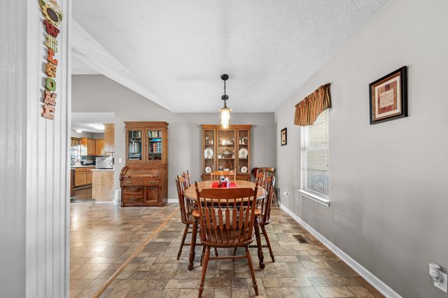 868 Bates Rd, Lebanon, TN 37087