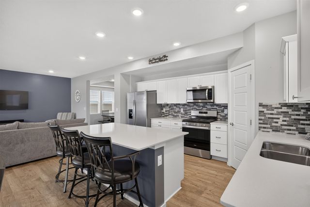 5810 W Morgantown Ln, Spokane, WA 99208