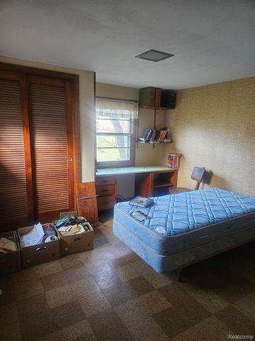 2626 Forest Road, Lansing, MI 48910