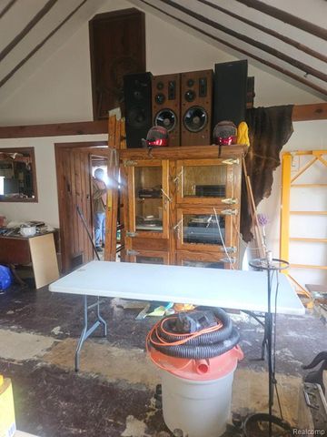 2626 Forest Road, Lansing, MI 48910