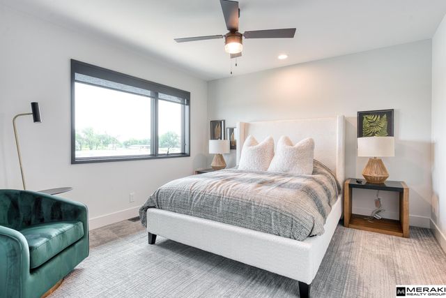 1086 E Sandcherry Road, Fremont, NE 68025