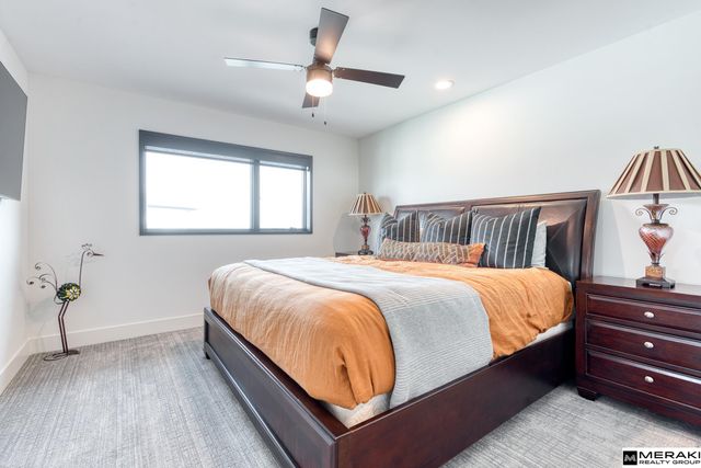1086 E Sandcherry Road, Fremont, NE 68025