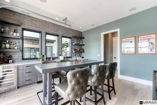 1086 E Sandcherry Road, Fremont, NE 68025