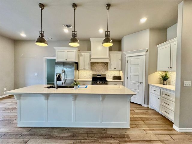 4000 Palmetto Trail, Oklahoma City, OK 73179