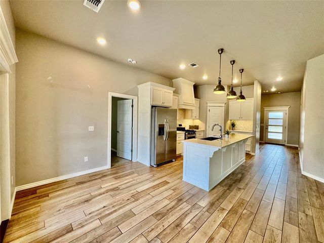 4000 Palmetto Trail, Oklahoma City, OK 73179