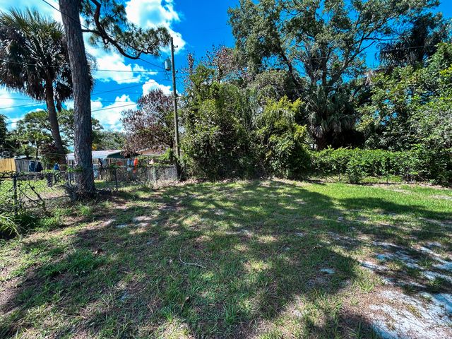 1308 Kentucky Avenue, Fort Pierce, FL 34950
