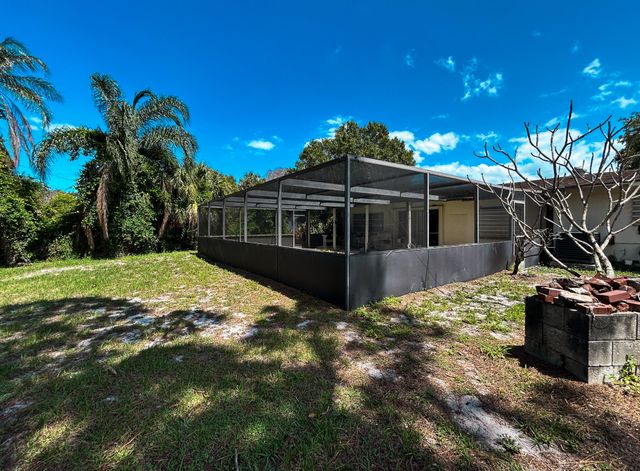 1308 Kentucky Avenue, Fort Pierce, FL 34950