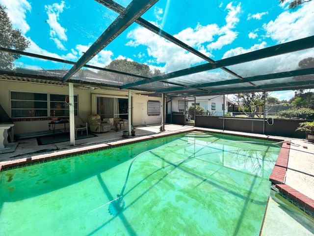 1308 Kentucky Avenue, Fort Pierce, FL 34950