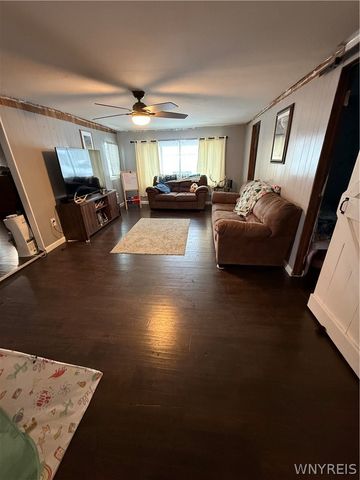 5059 East Shelby Road, Shelby, NY 14103