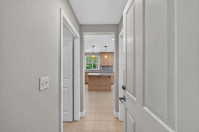 3301 Turnbuckle Cir, Elk Grove, CA 95758