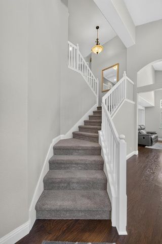 3301 Turnbuckle Cir, Elk Grove, CA 95758