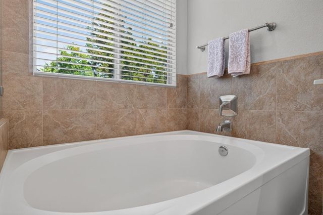 3301 Turnbuckle Cir, Elk Grove, CA 95758