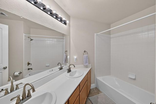 3301 Turnbuckle Cir, Elk Grove, CA 95758