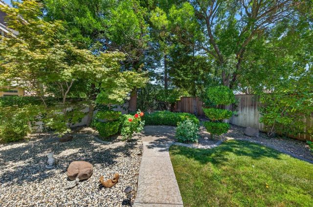 3301 Turnbuckle Cir, Elk Grove, CA 95758