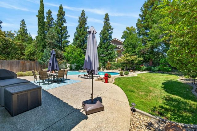 3301 Turnbuckle Cir, Elk Grove, CA 95758