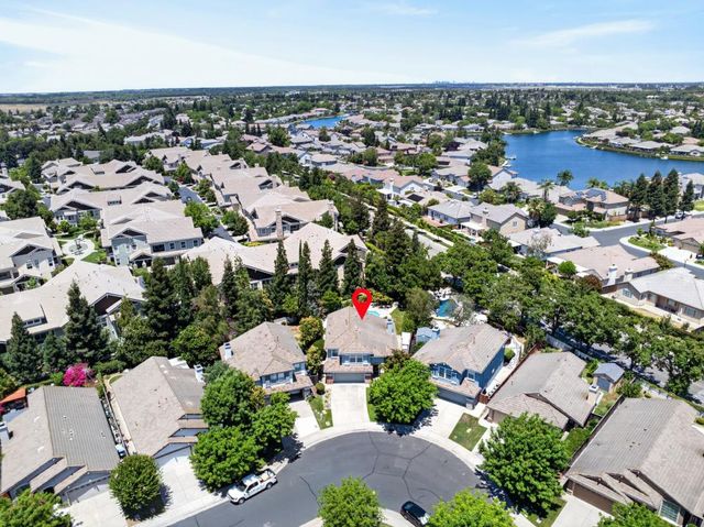 3301 Turnbuckle Cir, Elk Grove, CA 95758