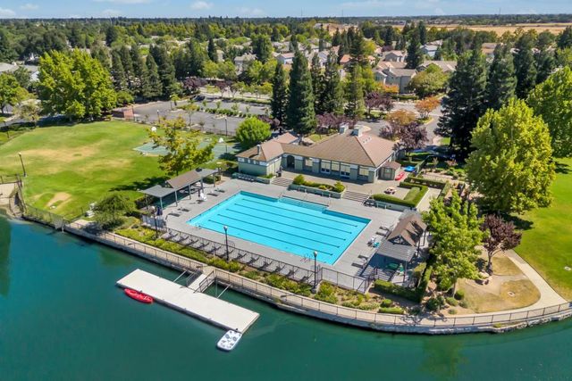 3301 Turnbuckle Cir, Elk Grove, CA 95758