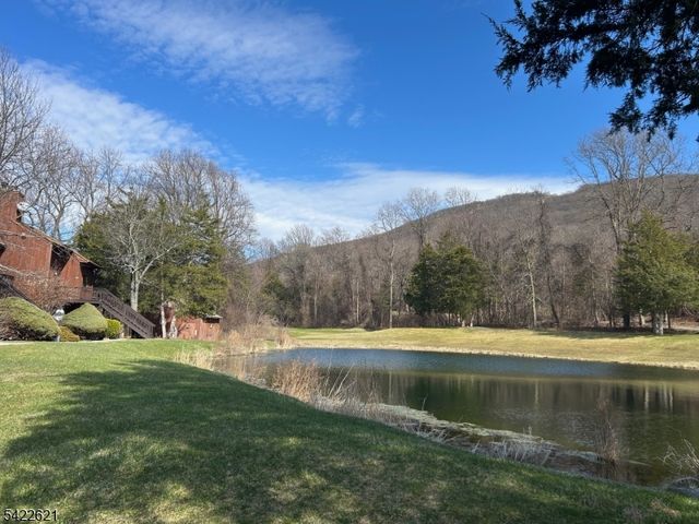 3 Spyglass Hill Rd, Unit 1, Vernon Twp., NJ 07462