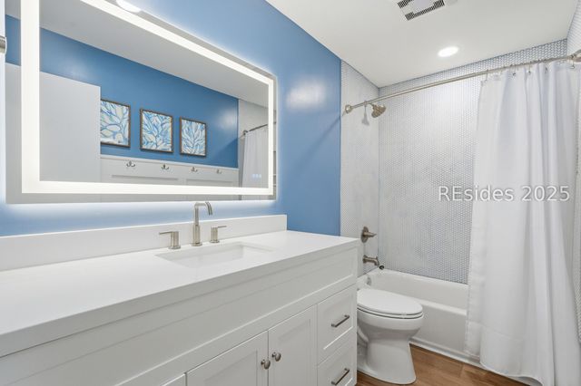 2 Lighthouse Ln Apt 830, Hilton Head Island, SC 29928