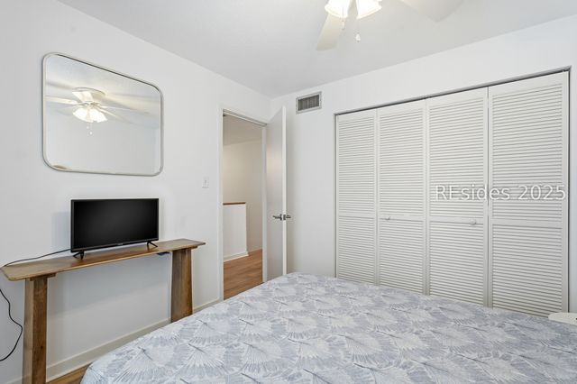 2 Lighthouse Ln Apt 830, Hilton Head Island, SC 29928