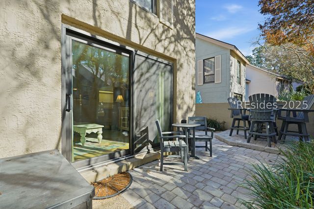 2 Lighthouse Ln Apt 830, Hilton Head Island, SC 29928