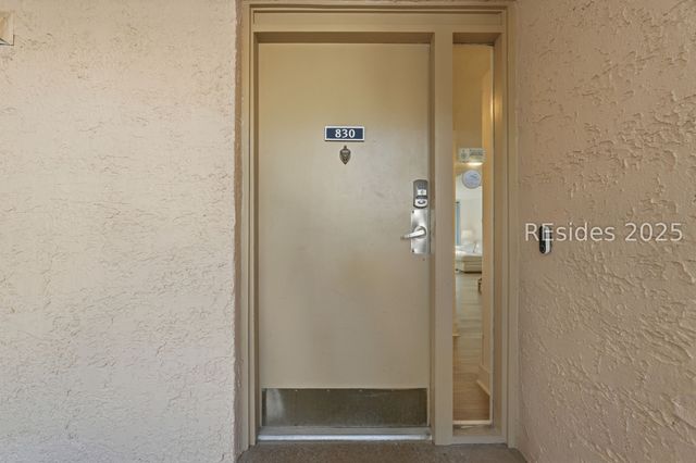 2 Lighthouse Ln Apt 830, Hilton Head Island, SC 29928