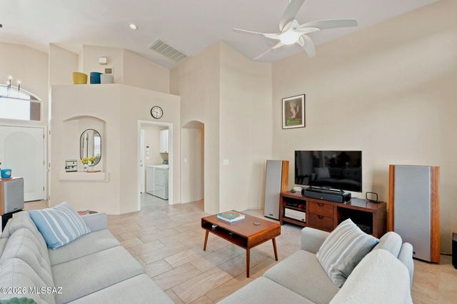7865 N Via Laguna Niguel, Tucson, AZ 85743