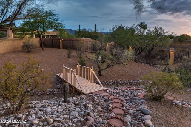 7865 N Via Laguna Niguel, Tucson, AZ 85743