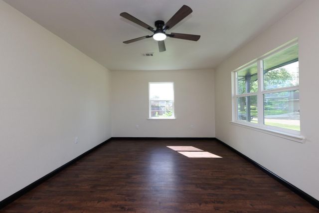 9015 Vinearbor Street, Houston, TX 77033