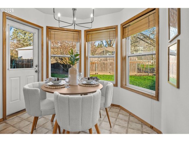 1492 Se 49TH Ct, Hillsboro, OR 97123