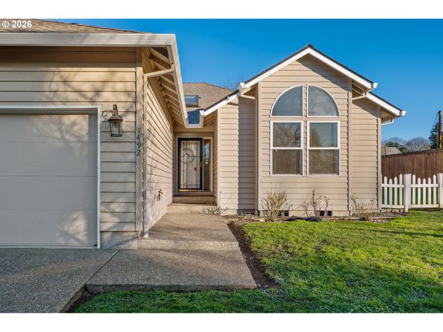 1492 Se 49TH Ct, Hillsboro, OR 97123