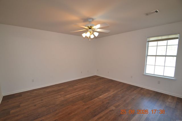 800 SE Second Street, Bryant, AR 72022