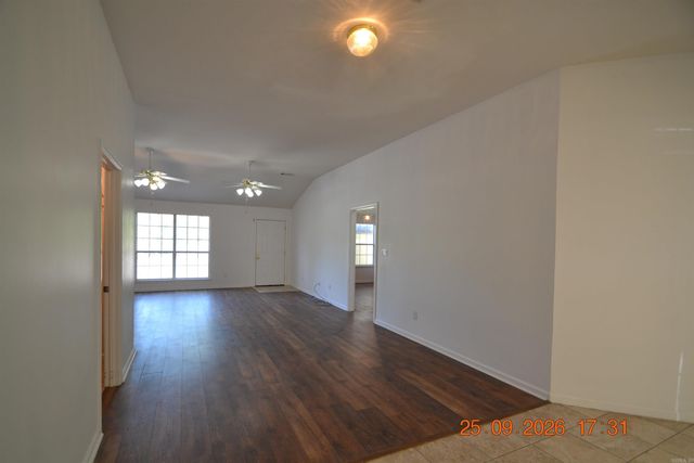 800 SE Second Street, Bryant, AR 72022