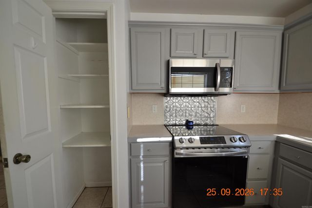 800 SE Second Street, Bryant, AR 72022