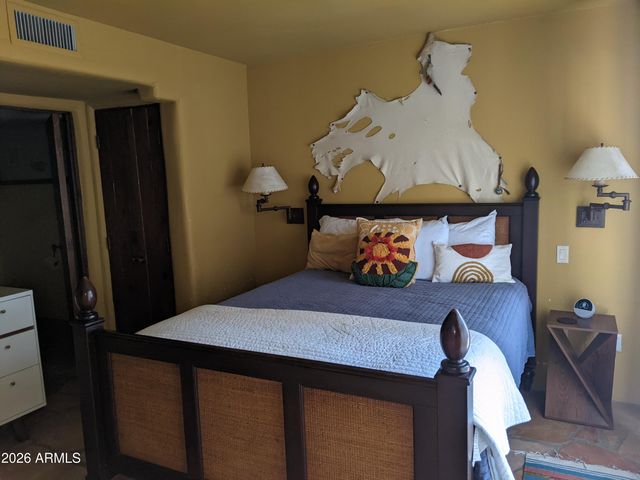 1503 INDIAN ROCK Road, Carefree, AZ 85377